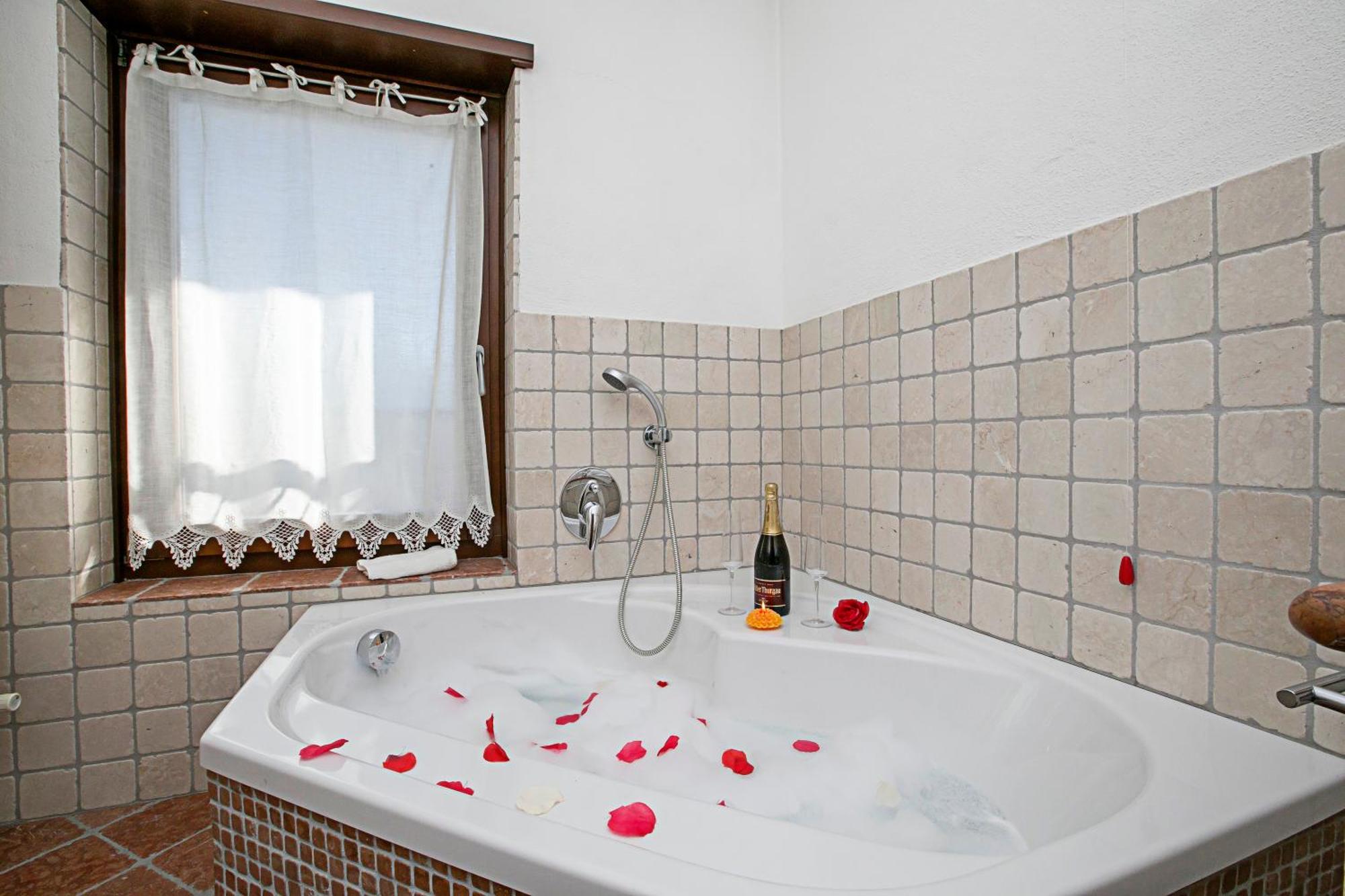 Paulie Apartment - Happy Rentals Riva del Garda Exterior foto